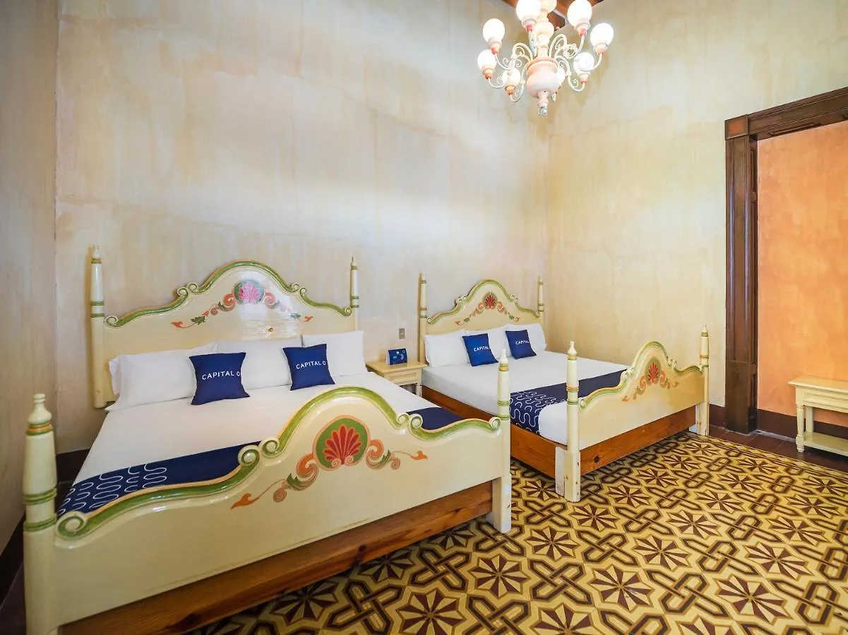 ****  Hotel Meson Del Obispado Querétaro México